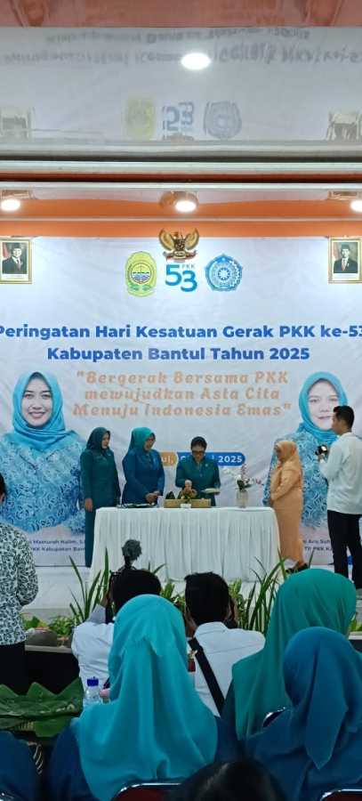 Menghadiri Puncak Peringatan HKG PKK ke-53 Tahun 2025 Tk Kab Bantul Di Kal. Triwidadi Pajangan Menghadiri Puncak Peringatan HKG PKK ke-53 Tahun 2025 Tk Kab Bantul Di Kal. Triwidadi Pajangan