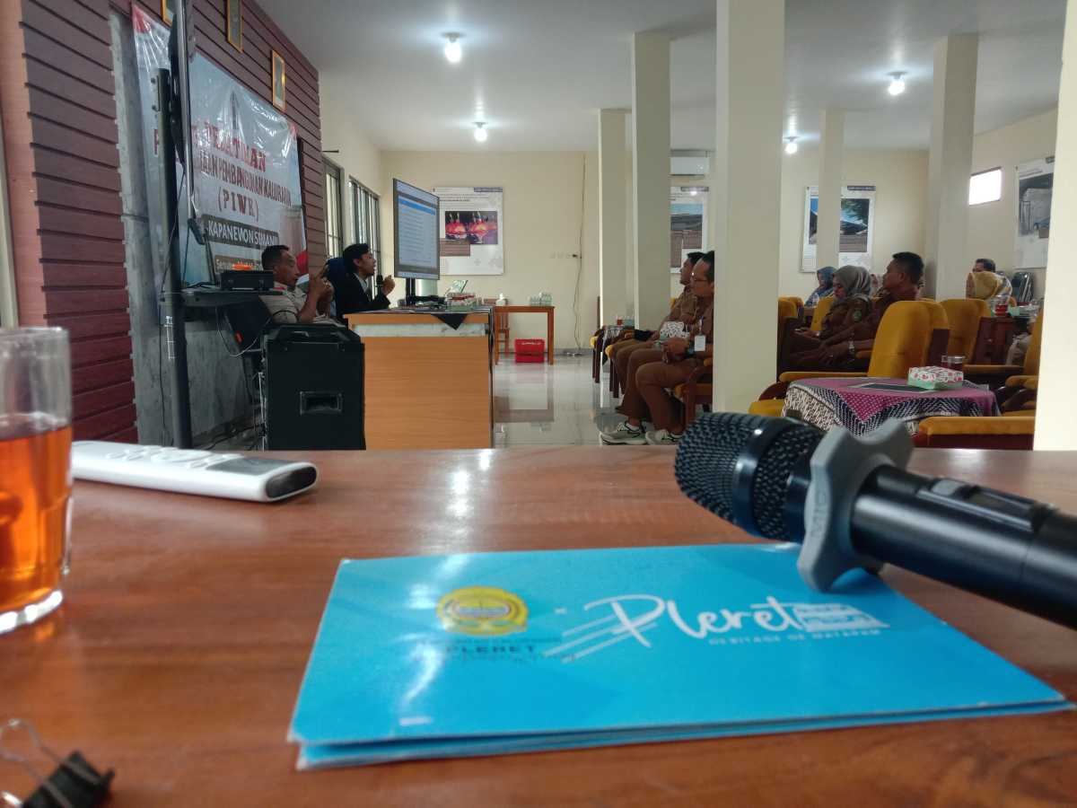 MC acara kunjungan Studi Tiru Pelatihan Pembangunan Kalurahan (PIWK) dari Kap Semanu MC acara kunjungan Studi Tiru Pelatihan Pembangunan Kalurahan (PIWK) dari Kap Semanu