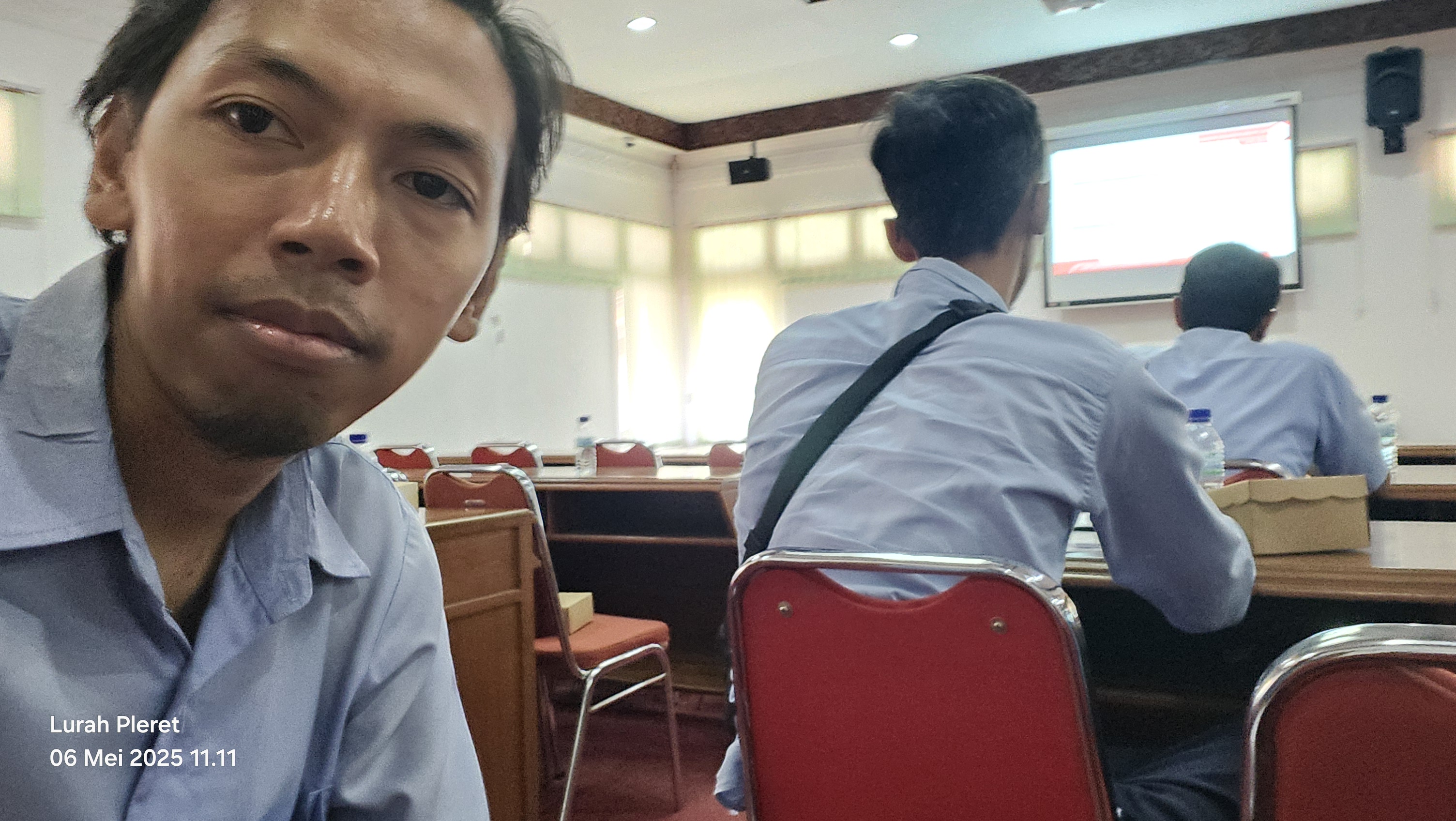 Undangan Rapat Koordinasi Percepatan Pembentukan Model Koperasi Desa Merah Putih.
Undangan Rapat Koordinasi Percepatan Pembentukan Model Koperasi Desa Merah Putih.