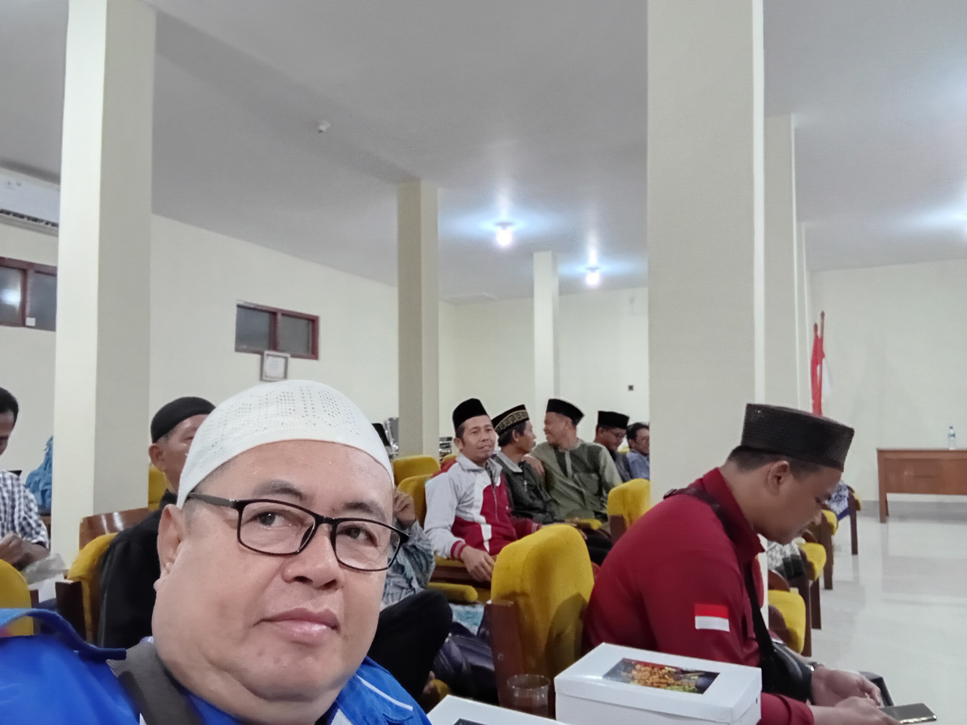 Rakor antara PPS, Sekretariat PPS Kalurahan Pleret dengan PemKal Pleret tentang evaluasi Pelaksanaan Pemilihan Bupati dan Wakil Bupati Bantul Tahun 2024 Rakor antara PPS, Sekretariat PPS Kalurahan Pleret dengan PemKal Pleret tentang evaluasi Pelaksanaan Pemilihan Bupati dan Wakil Bupati Bantul Tahun 2024